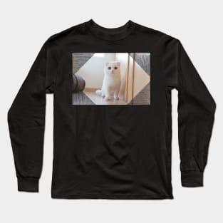 Arya the cute cats Long Sleeve T-Shirt